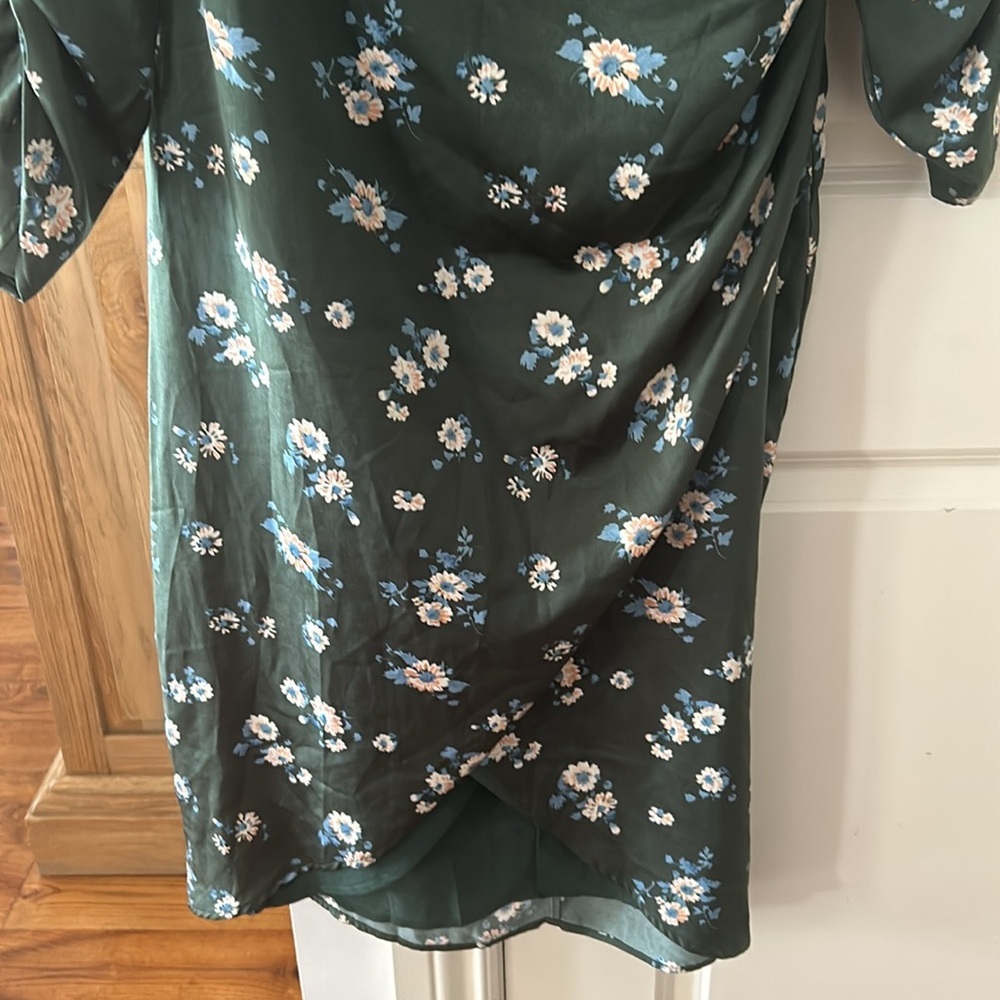 🎀 ASTR THE LABEL green floral satin milk maid dress XL Euc - Picture 5 of 13
